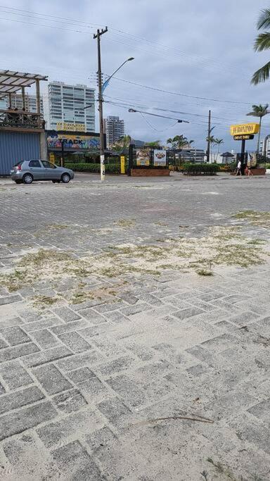 Apto Completo A 1 Quadra Da Praia Da Enseada. Guarujá Dış mekan fotoğraf
